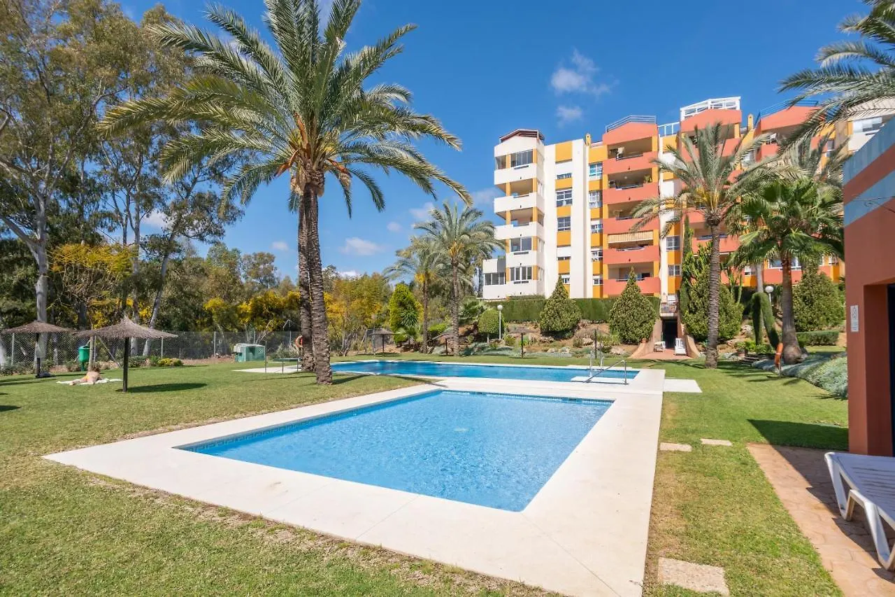 Apartamento Con Piscina, Golf Y Solarium By Rent Me Estepona Spanien